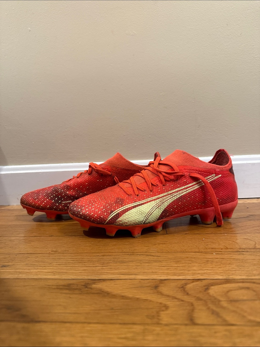 Puma Kids' Red Soccer Cleats with Gold Formstrip